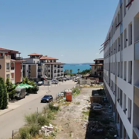 Apartment Clara Sea View