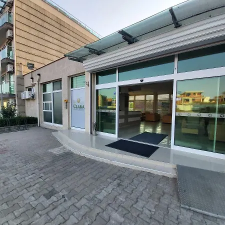 Clara Sea View Apartament