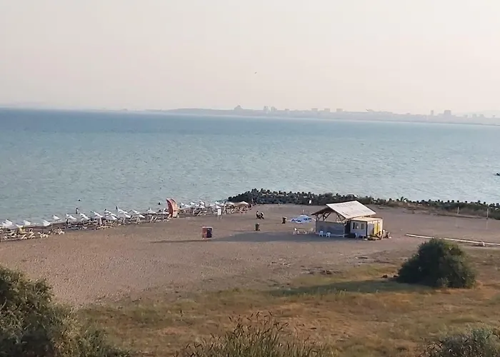 Clara Sea View Apartament